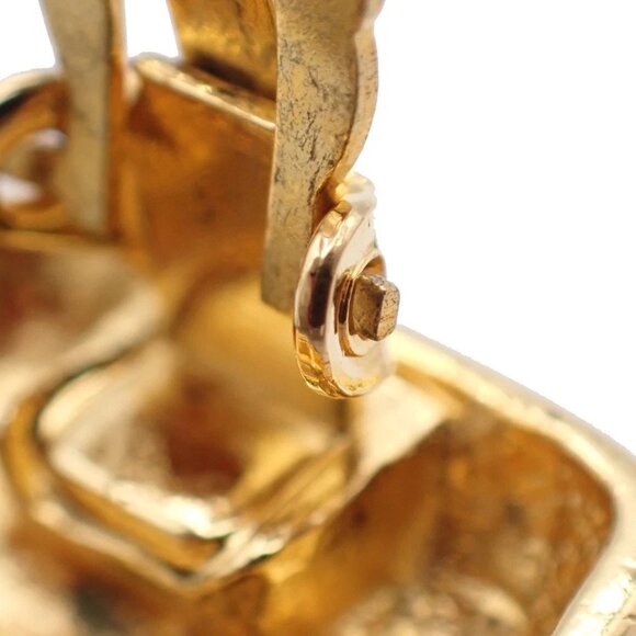CHANEL Logo Square Matelasse Earrings 25 Clip-On Gold France Vintage 468-082225 - Picture 6 of 8
